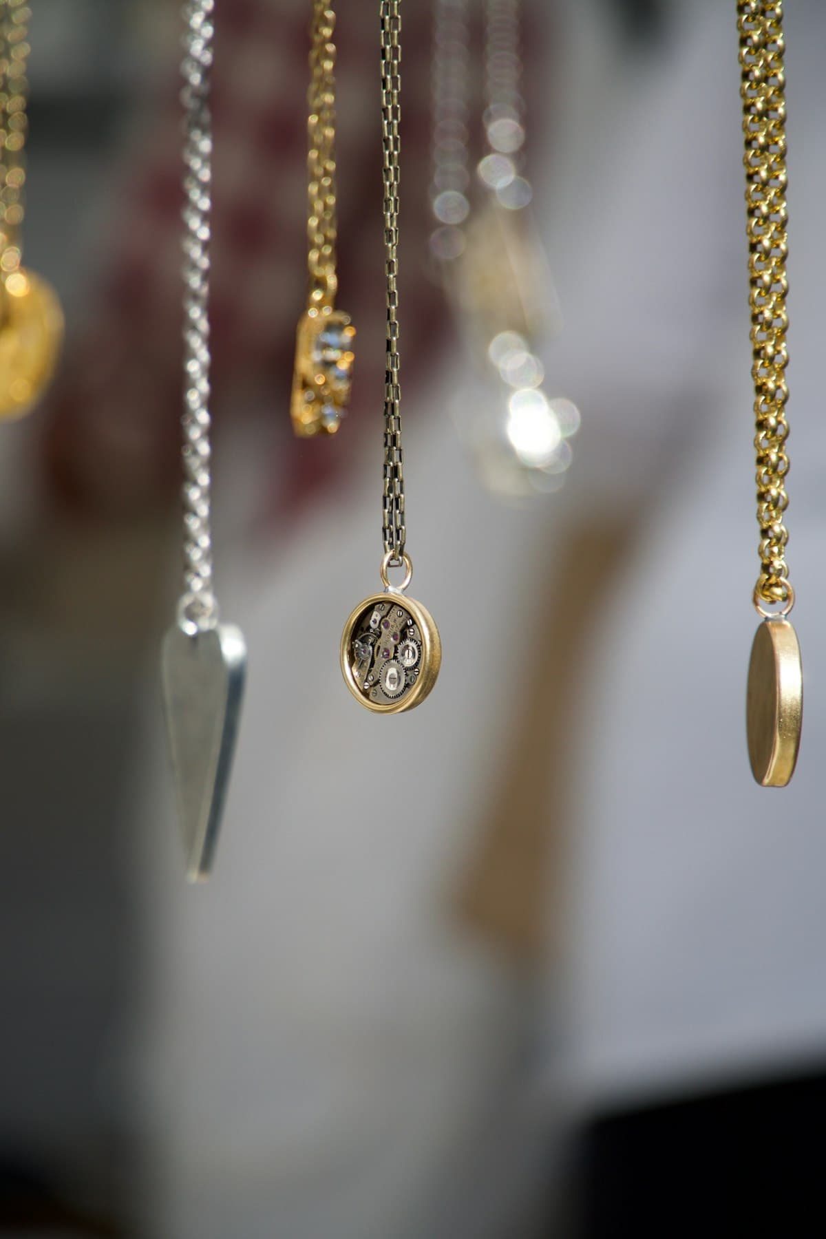 Emerald Inclusions Decoded: Understanding the Natural 'Jardin' Inside Fine Gems